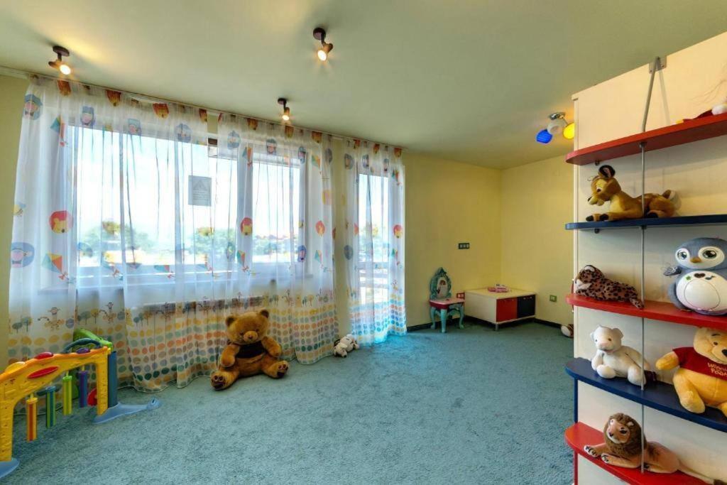 Luxury Apartment In Belvedere Club Hotel Бансько Екстер'єр фото