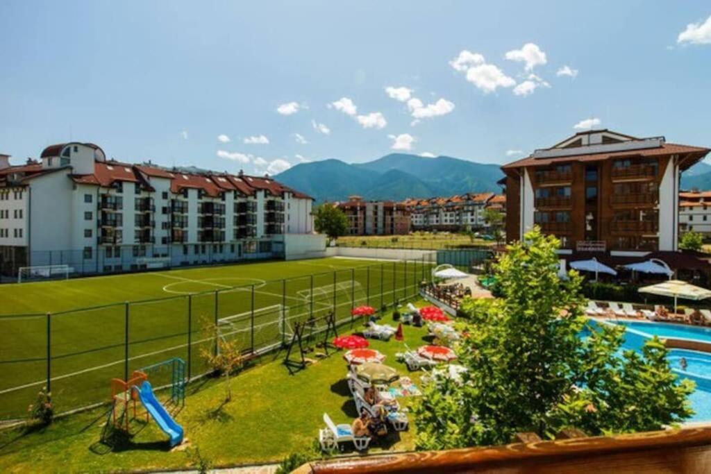 Luxury Apartment In Belvedere Club Hotel Бансько Екстер'єр фото