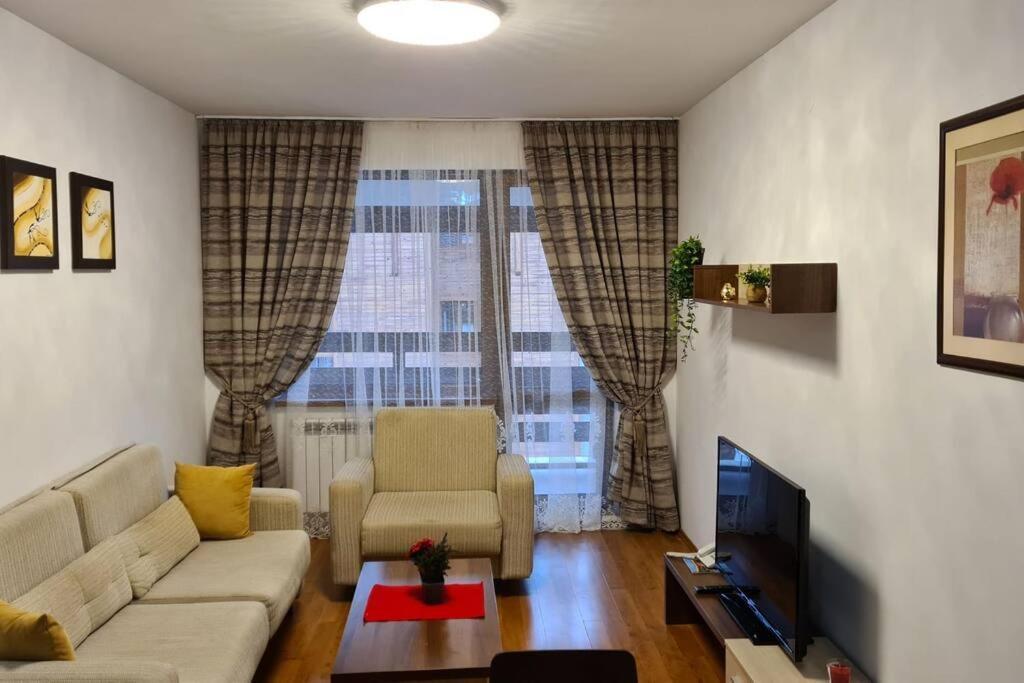 Luxury Apartment In Belvedere Club Hotel Бансько Екстер'єр фото