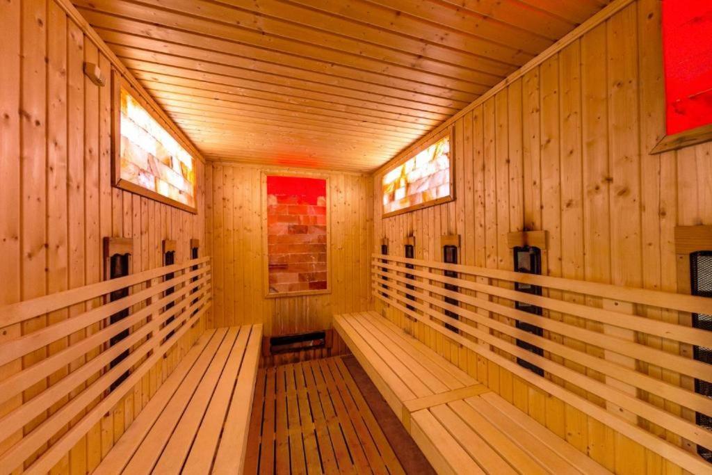 Luxury Apartment In Belvedere Club Hotel Бансько Екстер'єр фото